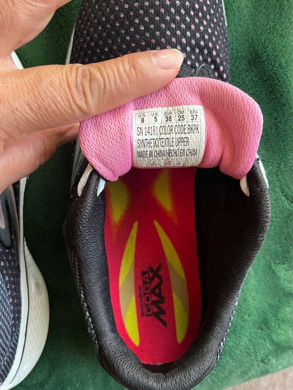 Skechers Black & Pink Women's Athletic Walking Sneakers - Picture 7 of 8